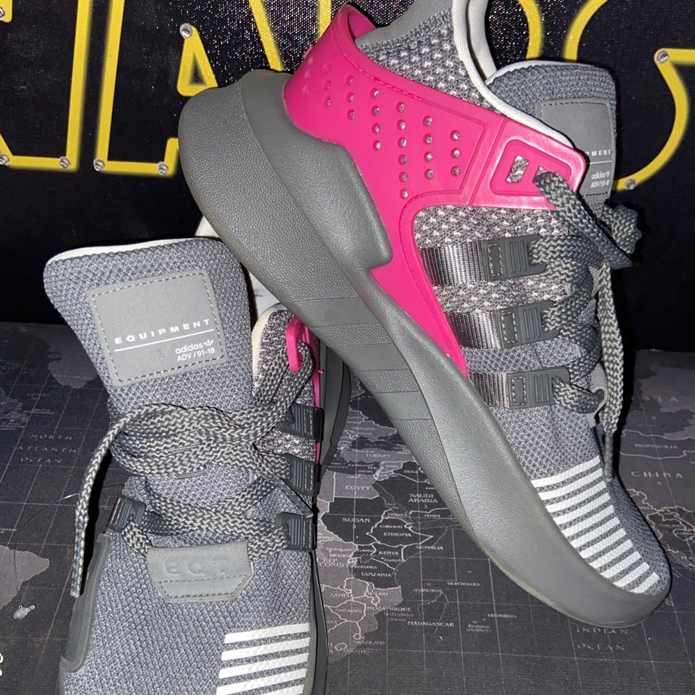 Adidas Sneakers